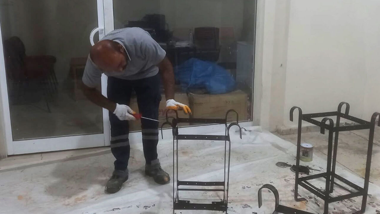 Diyarbakır Silvan’da ‘Atıl Çöp Kovaları’ Yenileniyor2