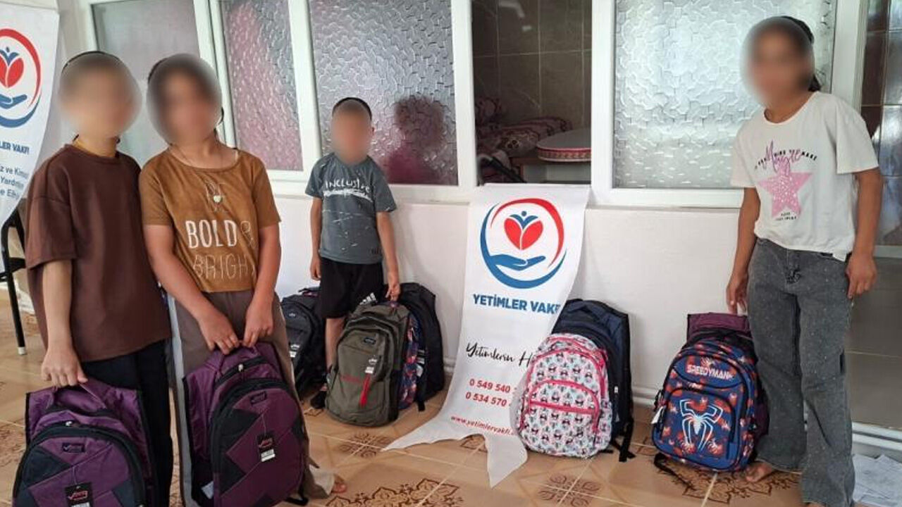 Diyarbakır’da 43 yetim öğrenciye kırtasiye yardımı