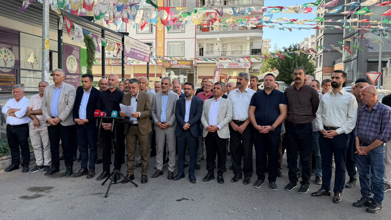 Diyarbakır’da Kadınlardan Sonra Erkekler De Çağrı Yaptı3