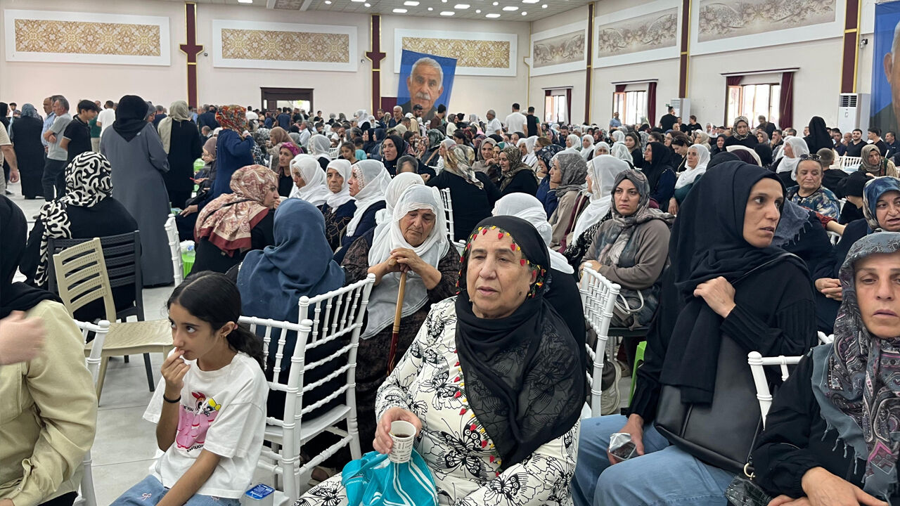 Diyarbakır’da Yaşamını Yitiren Pkk Mensupları Için Taziye Kuruldu4