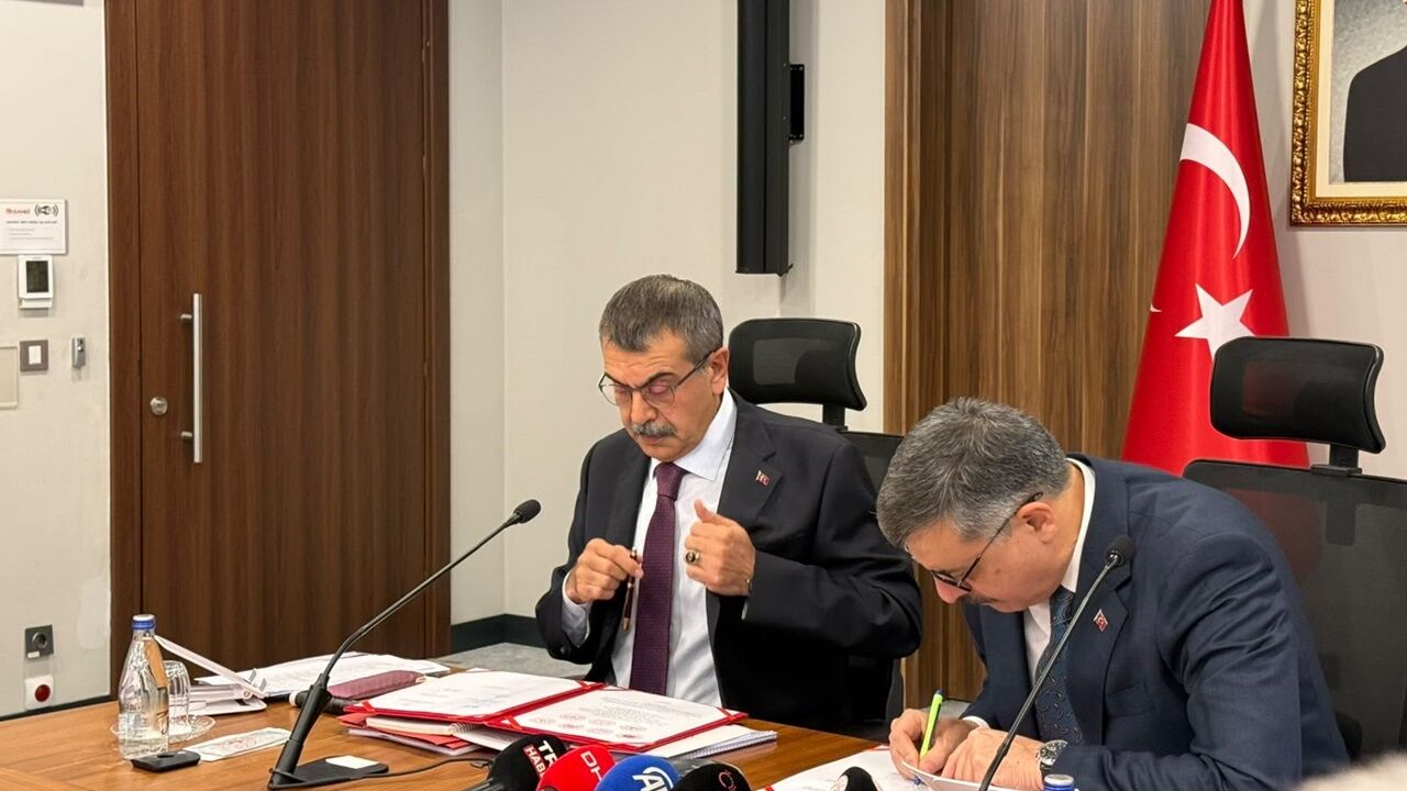 İçişleri Bakanı: Okullarımızda 31 bin tane bahçe görevlisi istihdam ettik