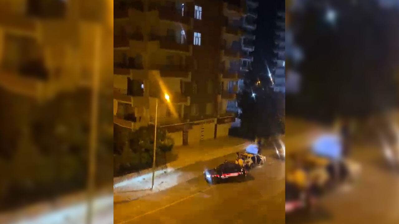 Diyarbakır'da Jandarma kent merkezinde araç çevirdi