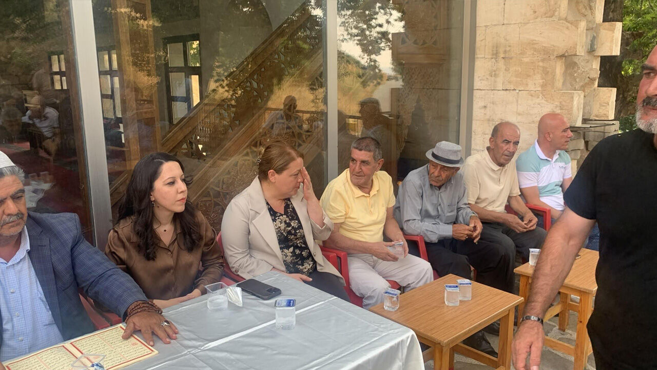 Lice Depreminin 51. Yılında Hayatını Kaybedenler Anıldı3