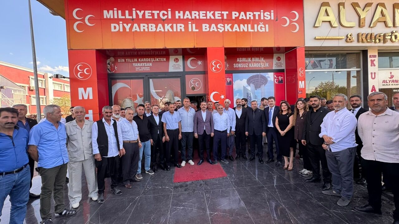 Diyarbakır’da MHP’ye 250 kişi katıldı