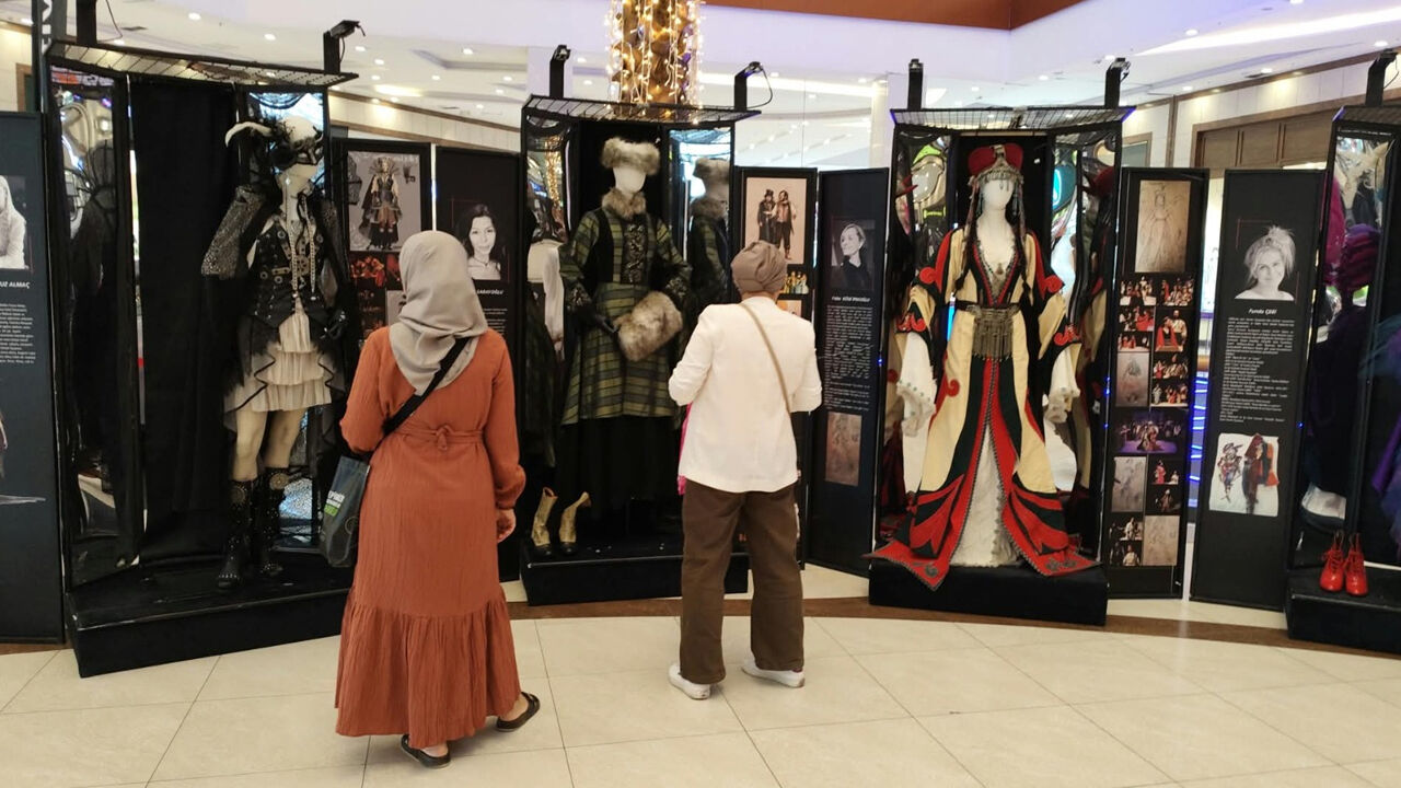 Sahnelerin Büyüsü, Diyarbakır’da Vitrine Çıktı2