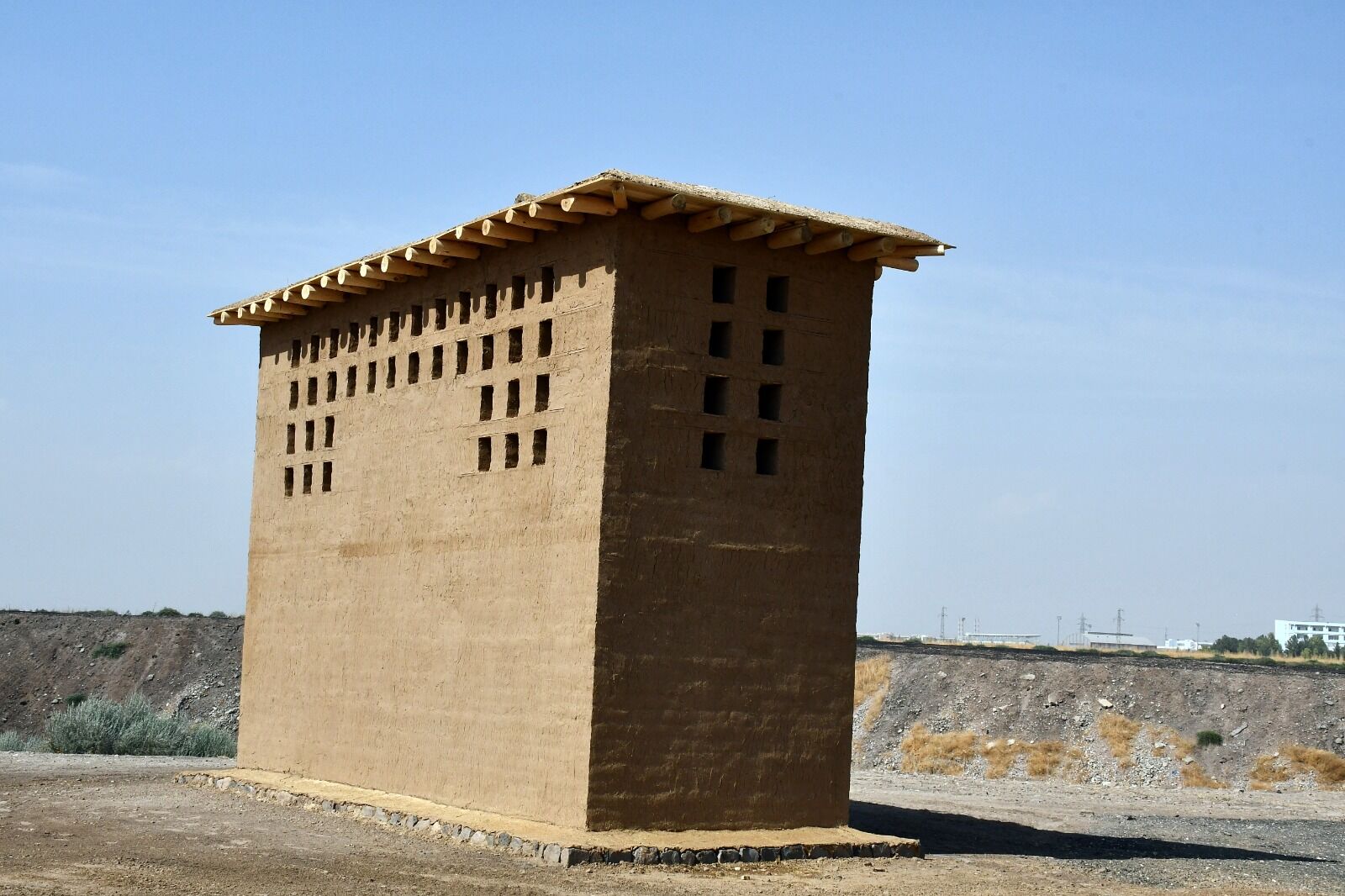 Diyarbakır'da 'Güvercin Evi' yapıldı