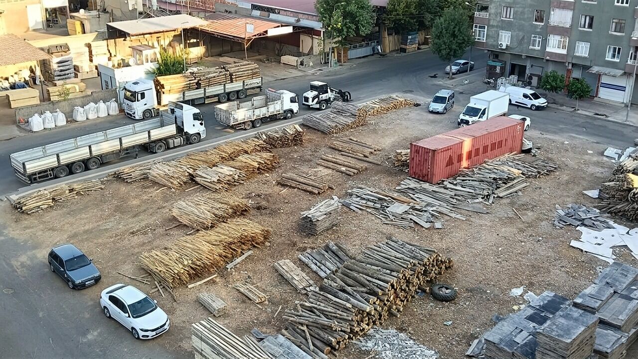 Diyarbakır’daki direkhaneye tepki:  Artık bıktık, buradan kaldırılsın