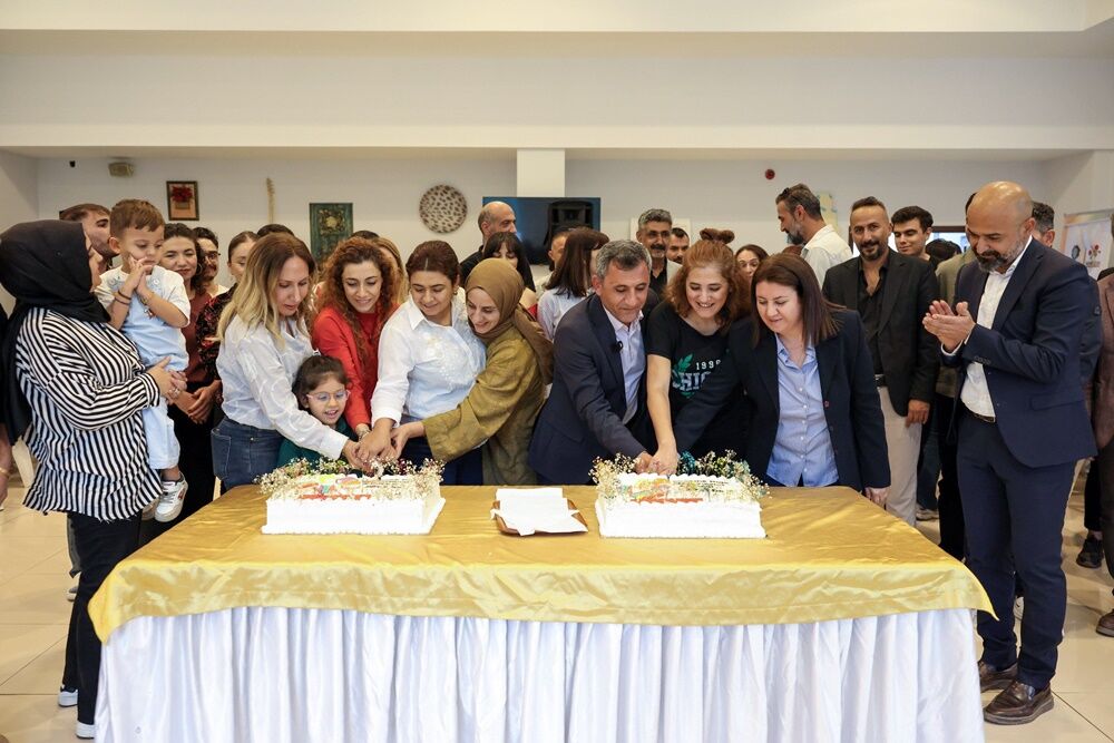 Abb Aile Toplanti