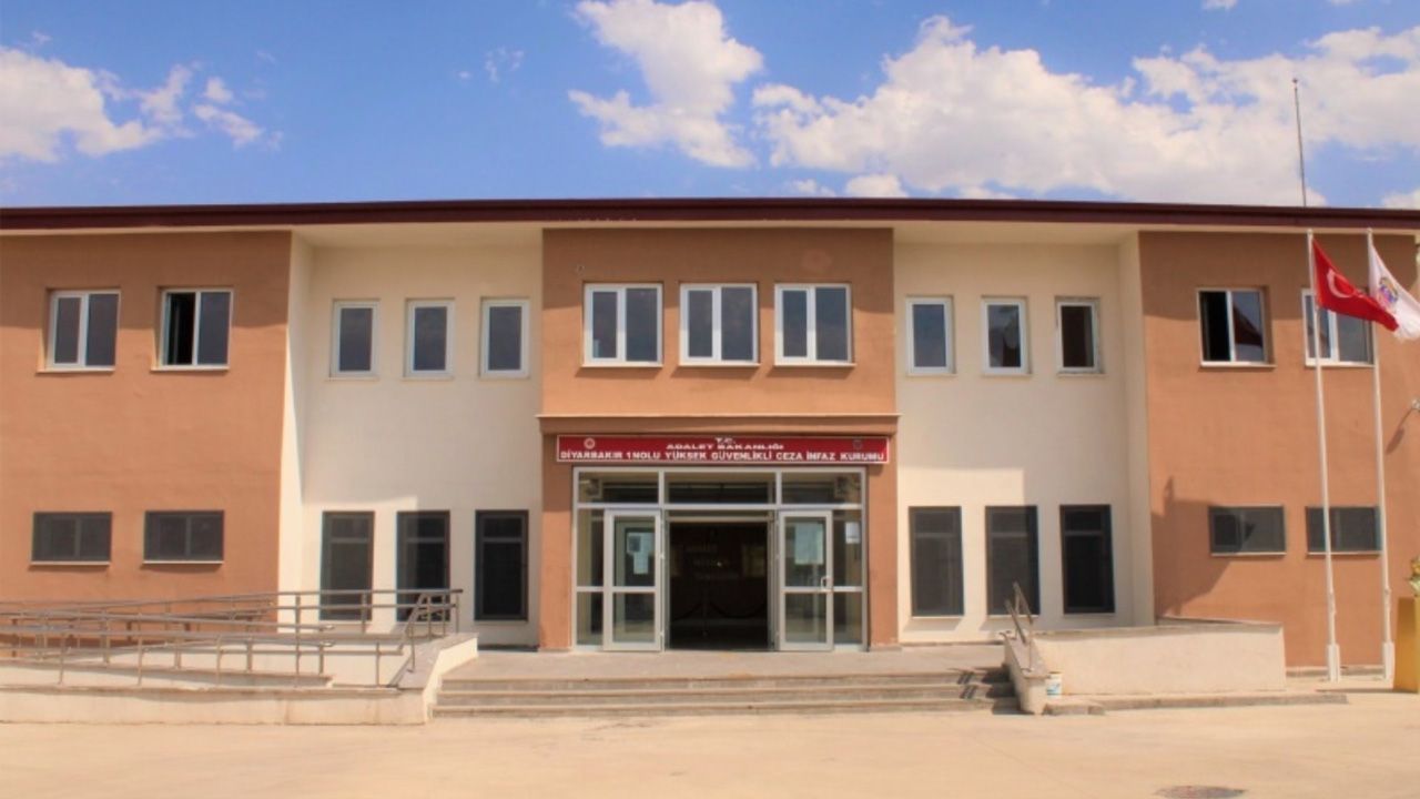 Diyarbakır cezaevinde işkence gören eşi için Baro’dan destek istedi