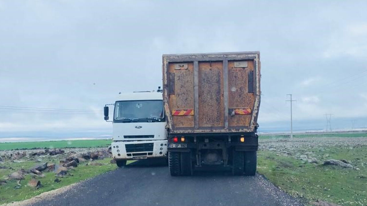 Diyarbakır’da Köylülerin, “Dar Yol” Isyanı