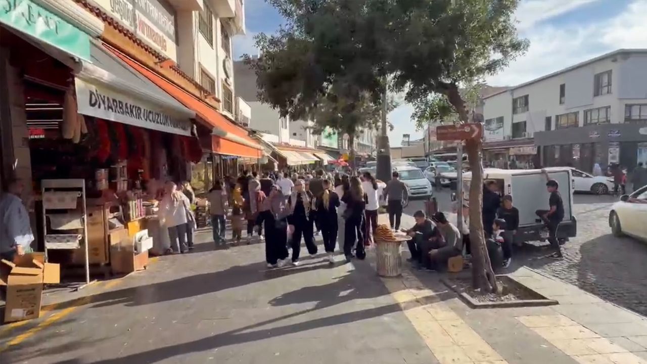 Diyarbakır’da Sonbahar Güneşi Sokakları Şenlendirdi3