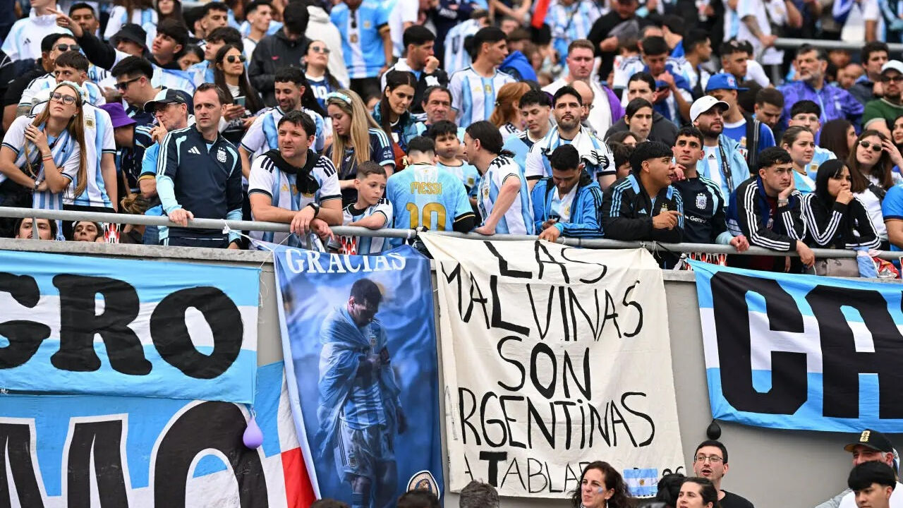 Messi’den Milli Formaya Veda2