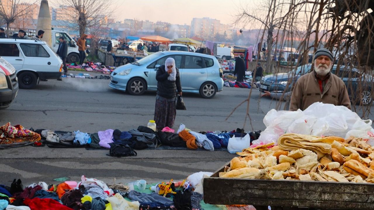 Diyarbakır’da yoksulluk kuşaktan kuşağa aktarılıyor:  Sağlıklı beslenmek lüks oldu