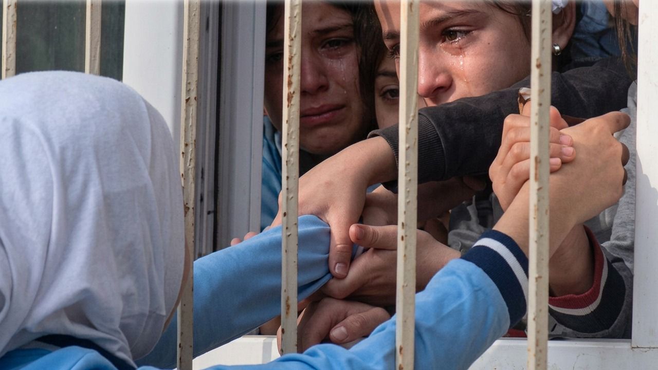 Azerbaycan’a girişi yasaklanan DEM’li vekil Ekspres’e konuştu